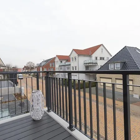 Holiday home Herz Von 8 - Mit Sauna Und Balkon, Nur 300m Vom Entfernt Kellenhusen
