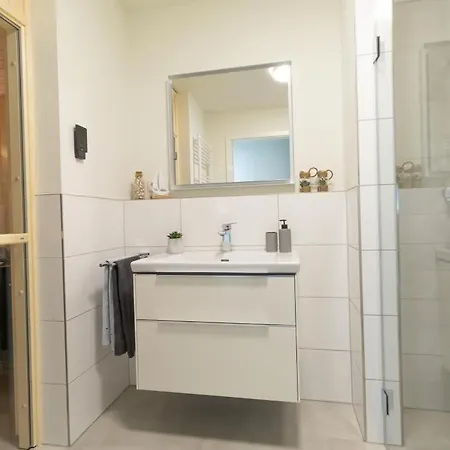Herz Von 8 - Mit Sauna Und Balkon, Nur 300m Vom Entfernt Holiday home