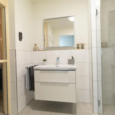 Herz Von 8 - Mit Sauna Und Balkon, Nur 300m Vom Entfernt 公寓 克伦胡森