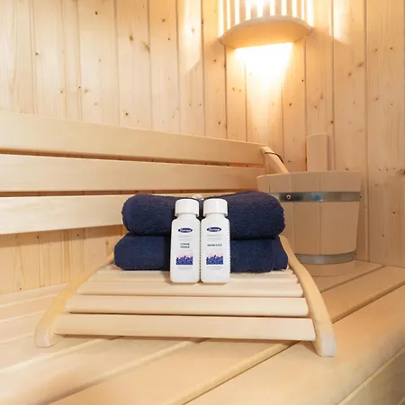 Herz Von 8 - Mit Sauna Und Balkon, Nur 300m Vom Entfernt 公寓